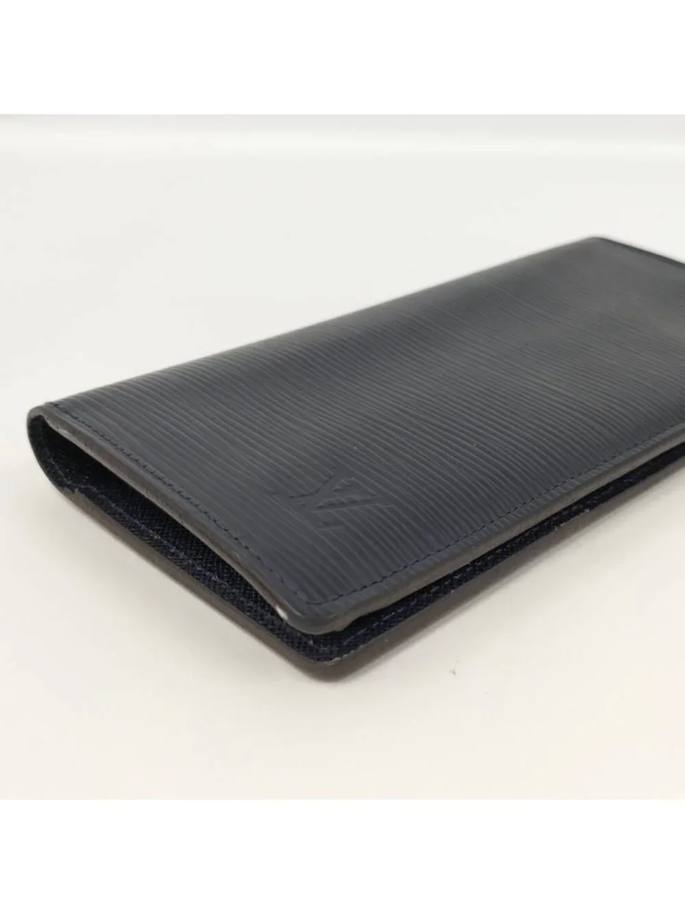 Louis Vuitton Portefeuille Brazza Epi Blue Marine Wallet